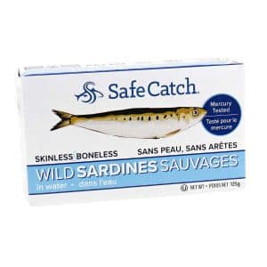 sardine sauvages sans peau, sans arÊte dans l'eau
